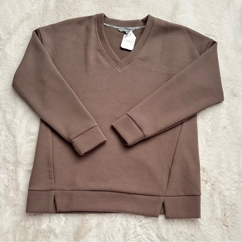 Marc New York Women's Cozy Ribbed V Neck Long Sleeves Pullover Top (Brown , M) - Picture 2 of 2